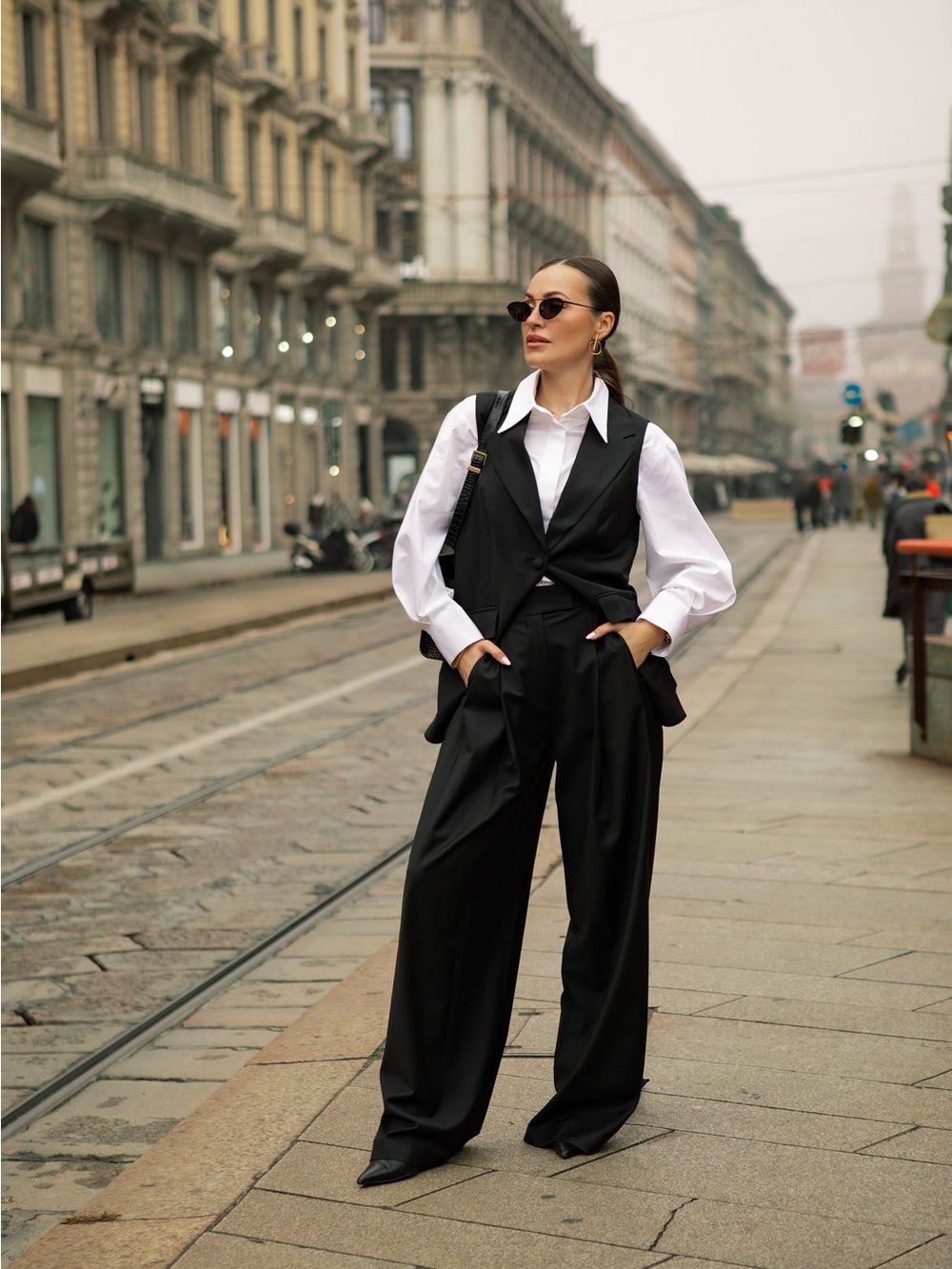 Etna Shirts Deep Black Wide Leg Virgin Wool Pants Pleated Size Large Like New - Picture 2 of 15